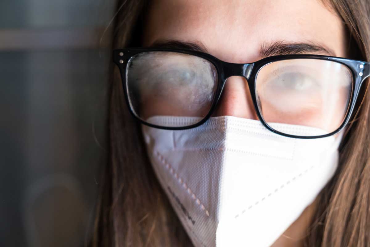 How to stop glasses from fogging up while wearing a mask